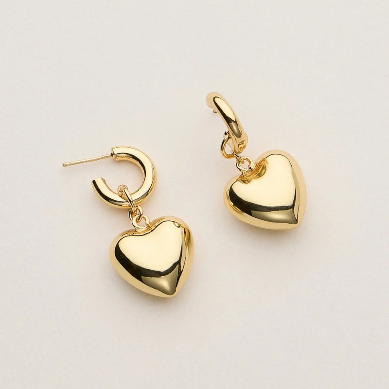 アクセサリー K18 Heart Hoop Earrings 20mm Gold New Gold Heart Hoop Earrings – Windy O'Connor Art and Home